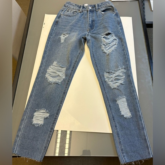 Mom Refuge Denim distressed cropped straight leg medium wash denim jeans size 0 - Picture 8 of 15